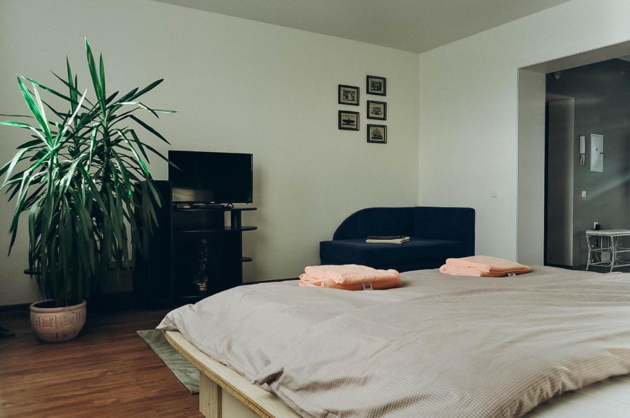 Apartment Pinsk Bagian luar foto